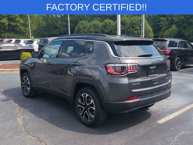 Used 2024  Jeep Limited image 3