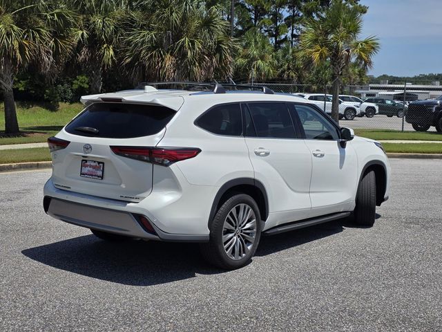 Used 2021 Toyota Highlander SUV