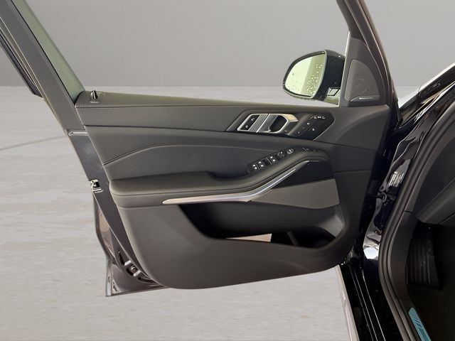 2026 BMW X7 40i - Photo 19