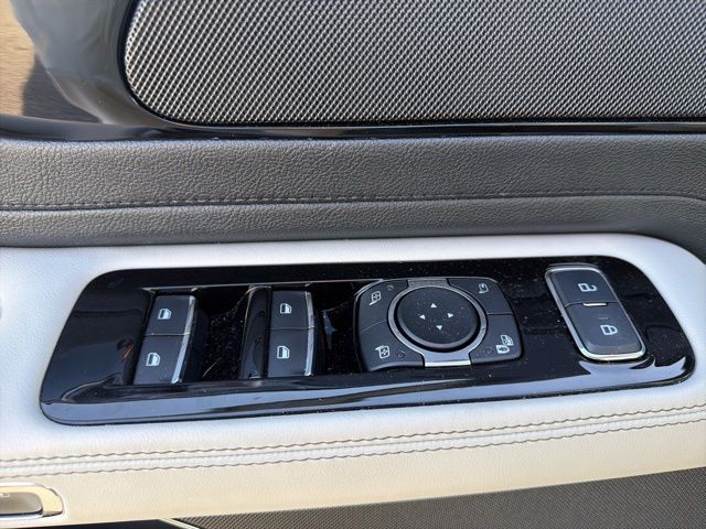 Used 2025 Blue Lincoln Reserve image 14