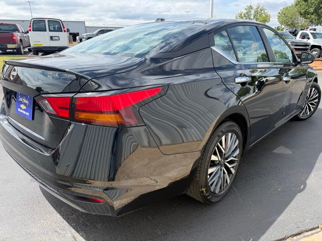used 2025 Nissan Altima car, priced at $22,420