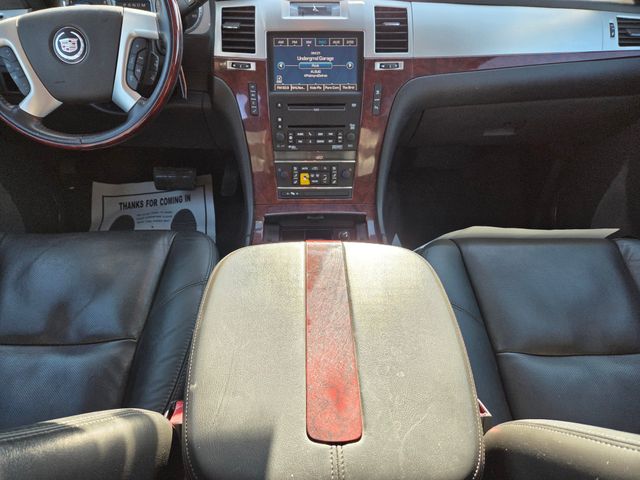 2010 Cadillac Escalade ESV Luxury