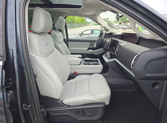 2025 Blue Metallic Ford Expedition Platinum 4X4 SUV