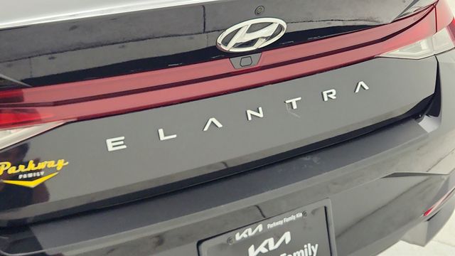 2023 Hyundai Elantra SEL Black at North Houston Mitsubishi