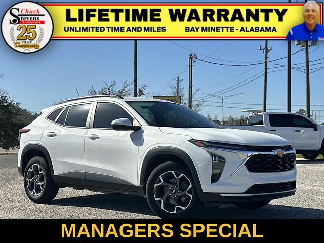 Summit White 2024 Chevrolet Trax LT FWD SUV / Crossover Front-Wheel Drive 6-Speed Automatic