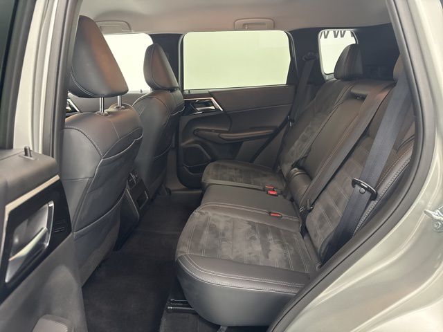 used 2024 Mitsubishi Outlander car, priced at $25,988