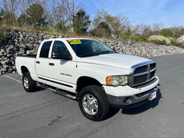 Bright White Clearcoat 2005 Dodge RAM 3500 SLT Quad Cab 4WD Pickup Truck Four-Wheel Drive 4-Speed Automatic