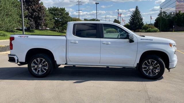 2022 Chevrolet Silverado 1500 RST 9