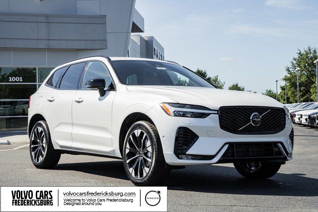 Crystal White Metallic 2026 Volvo XC60 SUV / Crossover All-Wheel Drive Automatic