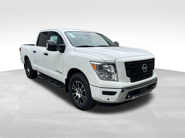 2024 Nissan Titan SV 2