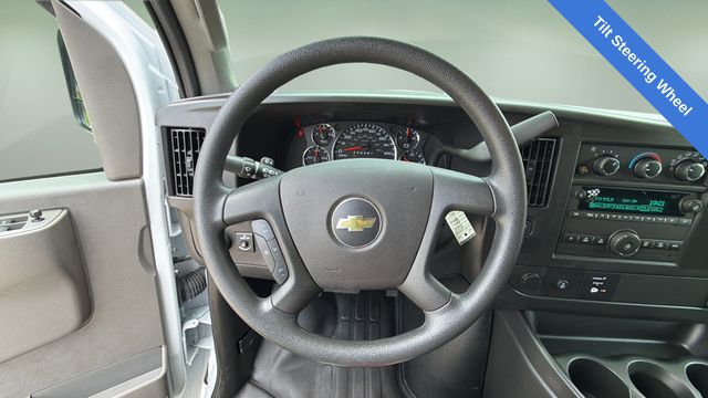 Used 2025 White Chevrolet Work Van image 13