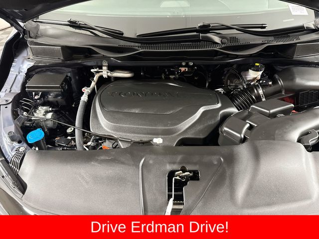 Used 2025 Honda Odyssey Van