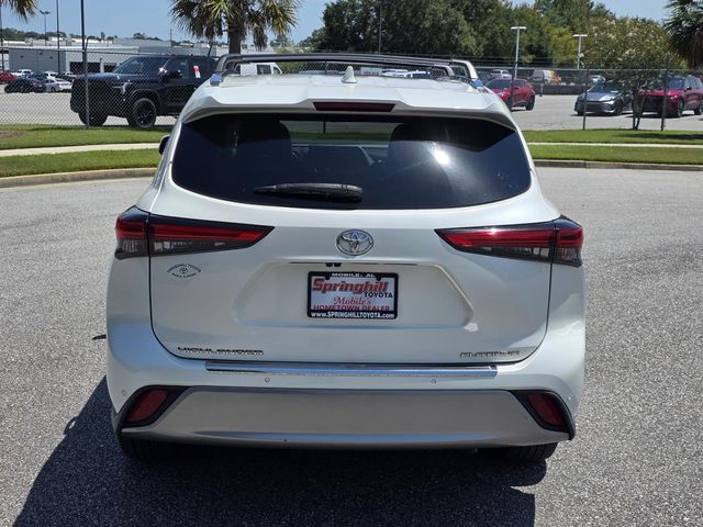 Used 2021 Toyota Highlander SUV