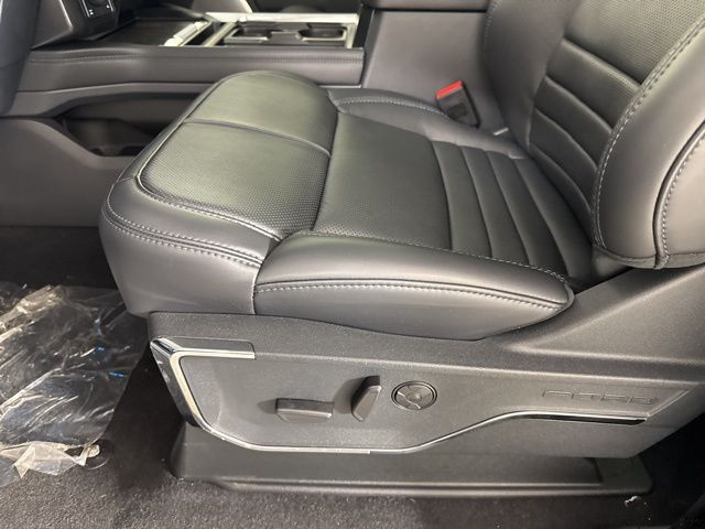 2025 Glacier Gray Metallic TriCoat Ford Super Duty F-350 SRW Platinum 4X4 Truck