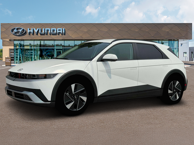Used 2025 Hyundai IONIQ 5 SEL with VIN 7YAKNDDC3SY000481 for sale in Livonia, MI