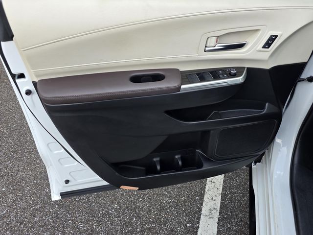 Used 2024 Toyota Sienna Van