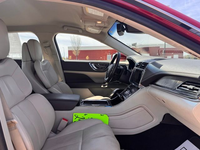 2018 Lincoln Continental Select