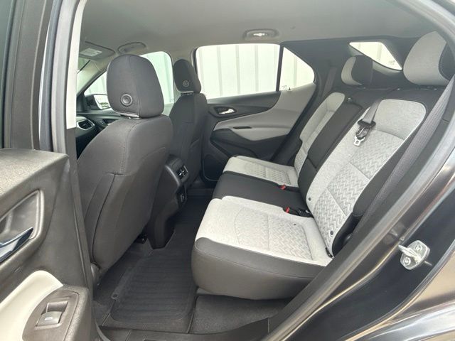 2022 Chevrolet Equinox LT:44956B