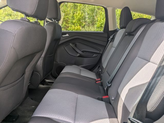 2017 Ford Escape SE 15