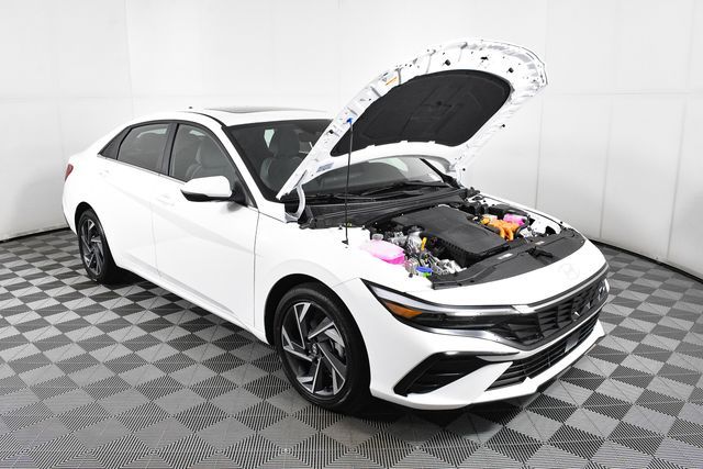 Elantra Hybrid Limited