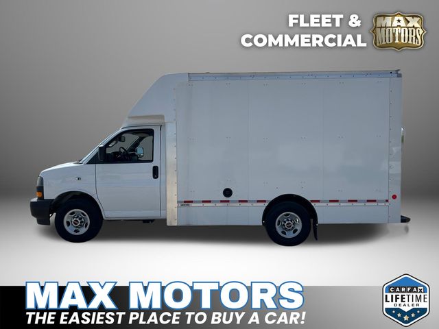 2022 GMC Savana 3500 Work Van 4