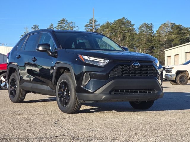 2023 Toyota RAV4 XLE:B02179