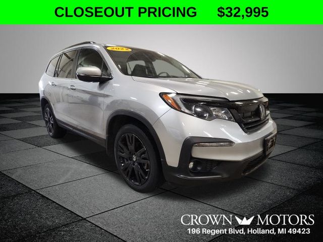 Lunar Silver Metallic 2022 Honda Pilot SE AWD SUV / Crossover All-Wheel Drive 9-Speed Automatic