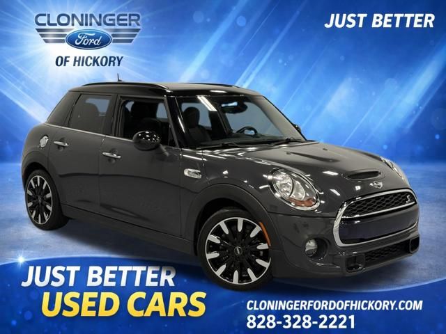 Moonwalk Gray Metallic 2016 MINI Cooper S 4-Door Hatchback FWD Hatchback Front-Wheel Drive 6-Speed Automatic