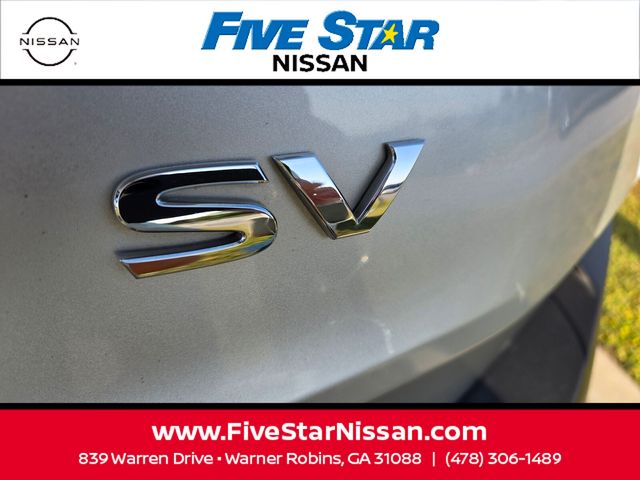 Used 2021 Silver Nissan SV image 11