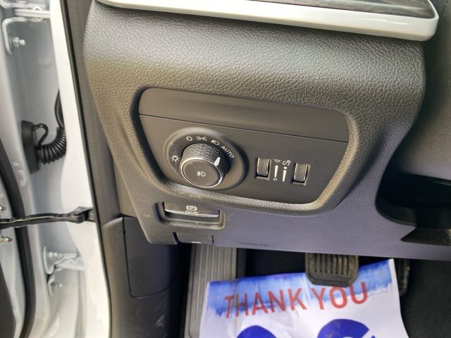 2025 Jeep Grand Cherokee Limited - Bright White Clearcoat exterior view 16