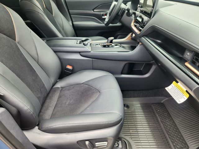 2026 Toyota Grand Highlander Hybrid MAX Platinum White at Gullo Toyota