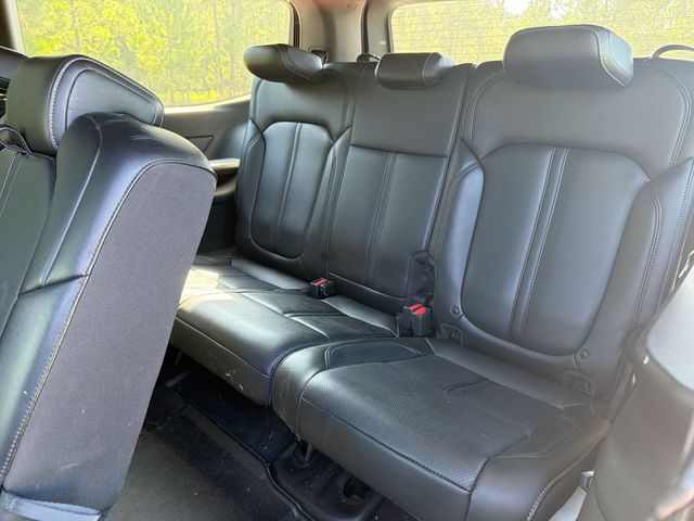 Used 2022 White Jeep Series I image 25