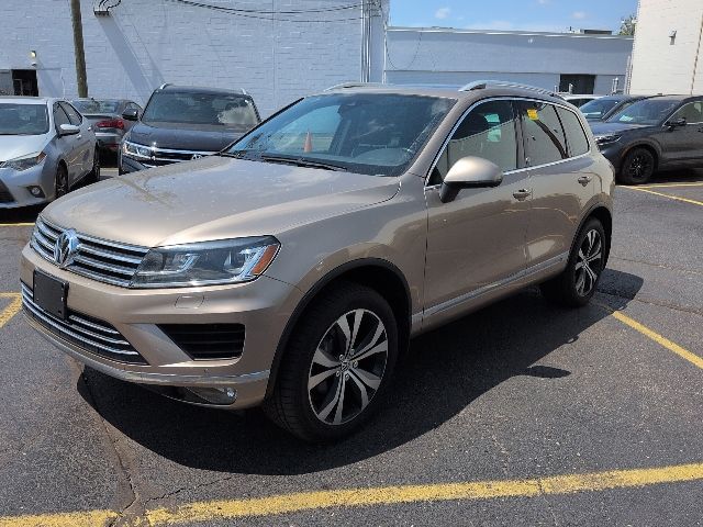 2017 Volkswagen Touareg V6