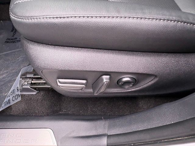 2026 Toyota Grand Highlander Nightshade - Photo 29