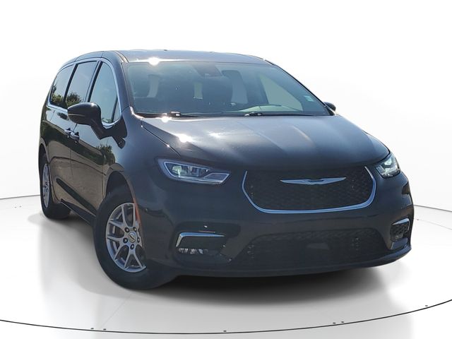  2024 Chrysler Pacifica Touring L FWD   