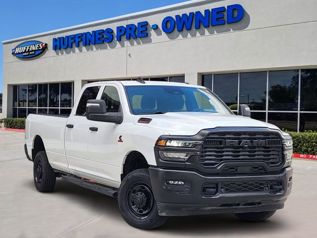 Bright White Clearcoat 2025 RAM 2500 Pickup Truck Four-Wheel Drive 8-Speed Automatic