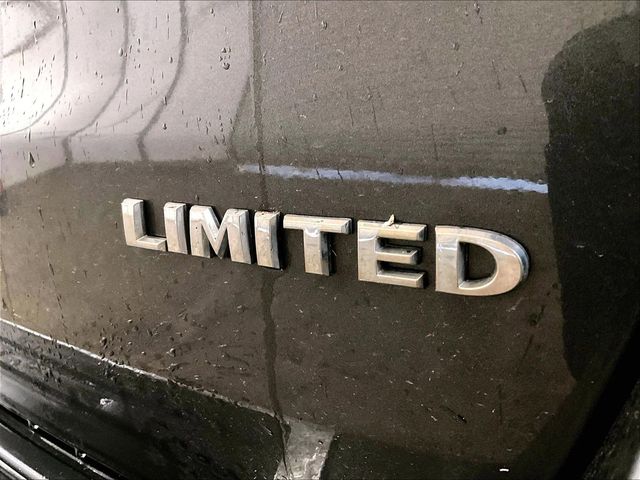 2020 Jeep Grand Cherokee Limited Gray at South Hills CDJR