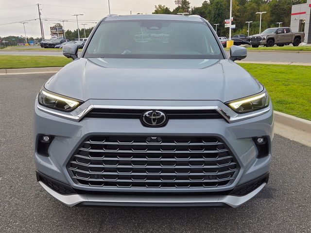 New 2026 Toyota Grand Highlander Hybrid SUV