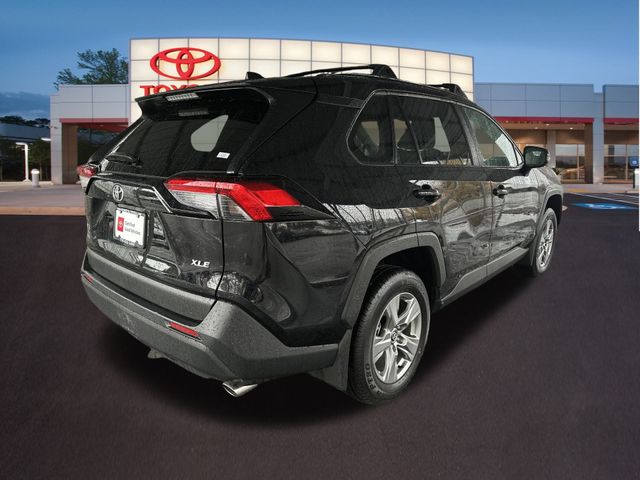 2024 Toyota RAV4 XLE 29