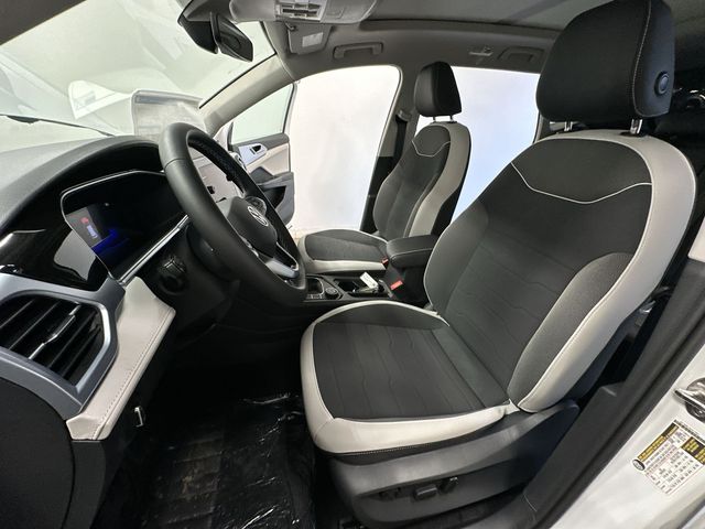2026 Volkswagen Taos 1.5T SE White at Sutliff Volkswagen