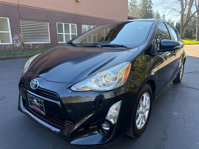 2016 Toyota Prius c Four