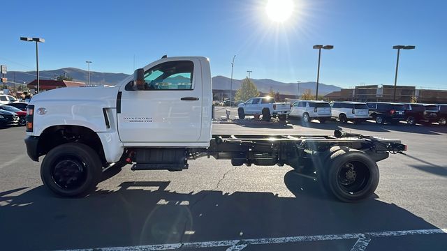 2024 Chevrolet Silverado 5500HD Work Truck 10