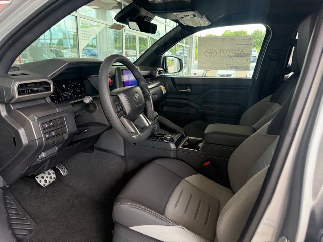 2025 Toyota Tacoma TRD Sport Double Cab photo 17