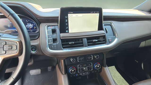 Used 2024 Beige Chevrolet High Country image 26