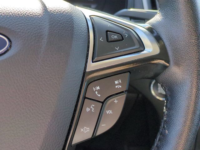Used 2024 White Ford SEL image 17