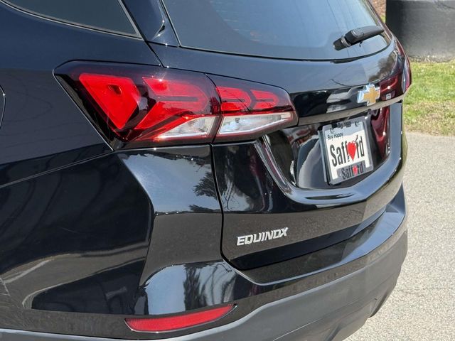 2022 Chevrolet Equinox LS - Photo 11