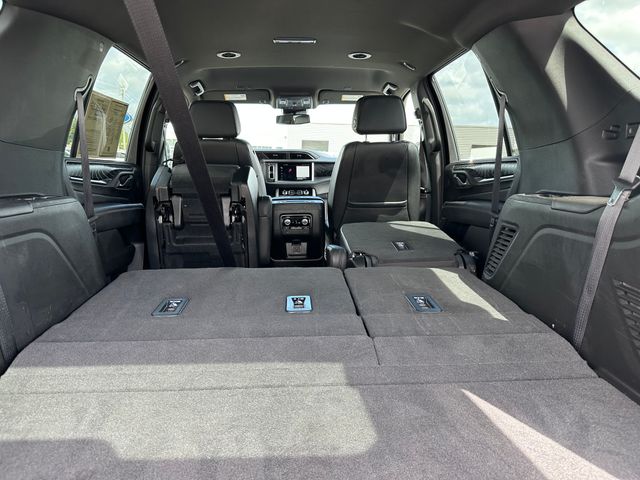 2023 GMC Yukon Denali photo
