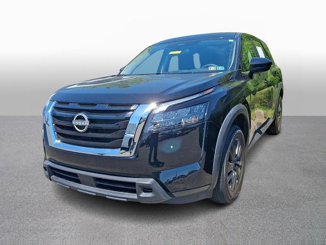 2023 Nissan Pathfinder S 4WD's photo