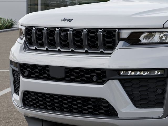 new 2026 Jeep Grand Cherokee car, priced at $47,910