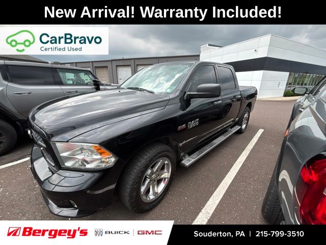 Brilliant Black Crystal Pearlcoat 2016 RAM 1500 Pickup Truck Four-Wheel Drive 8-Speed Automatic